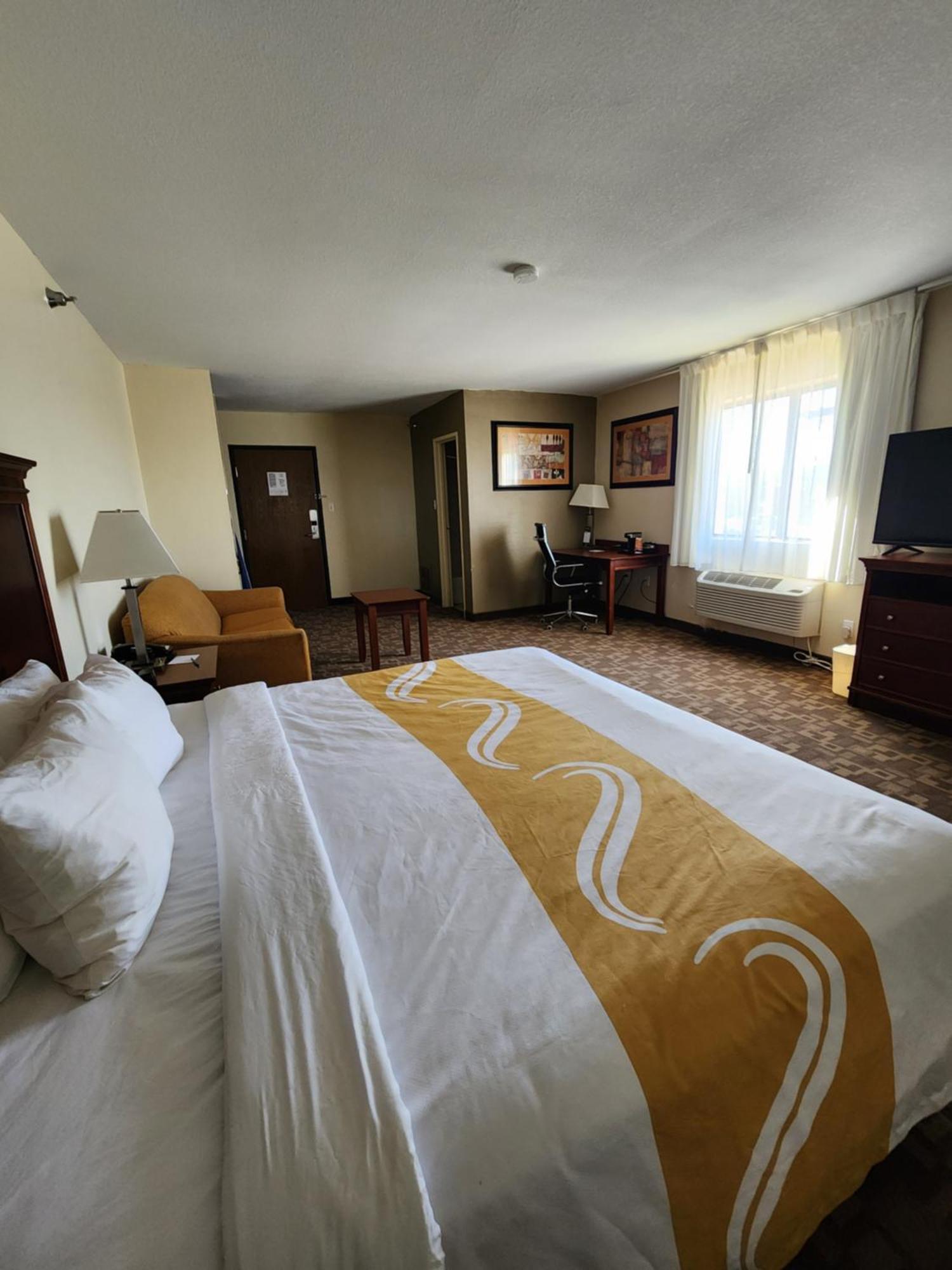 Quality Inn I-70 At Wanamaker Topeka Exterior foto