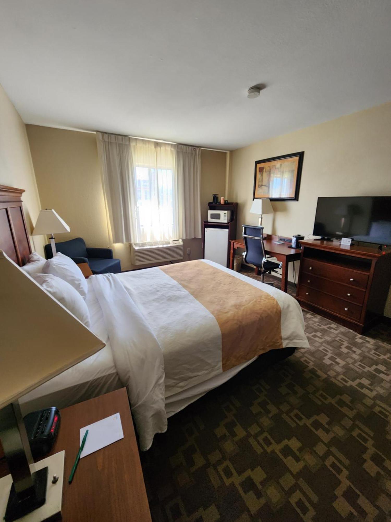 Quality Inn I-70 At Wanamaker Topeka Exterior foto