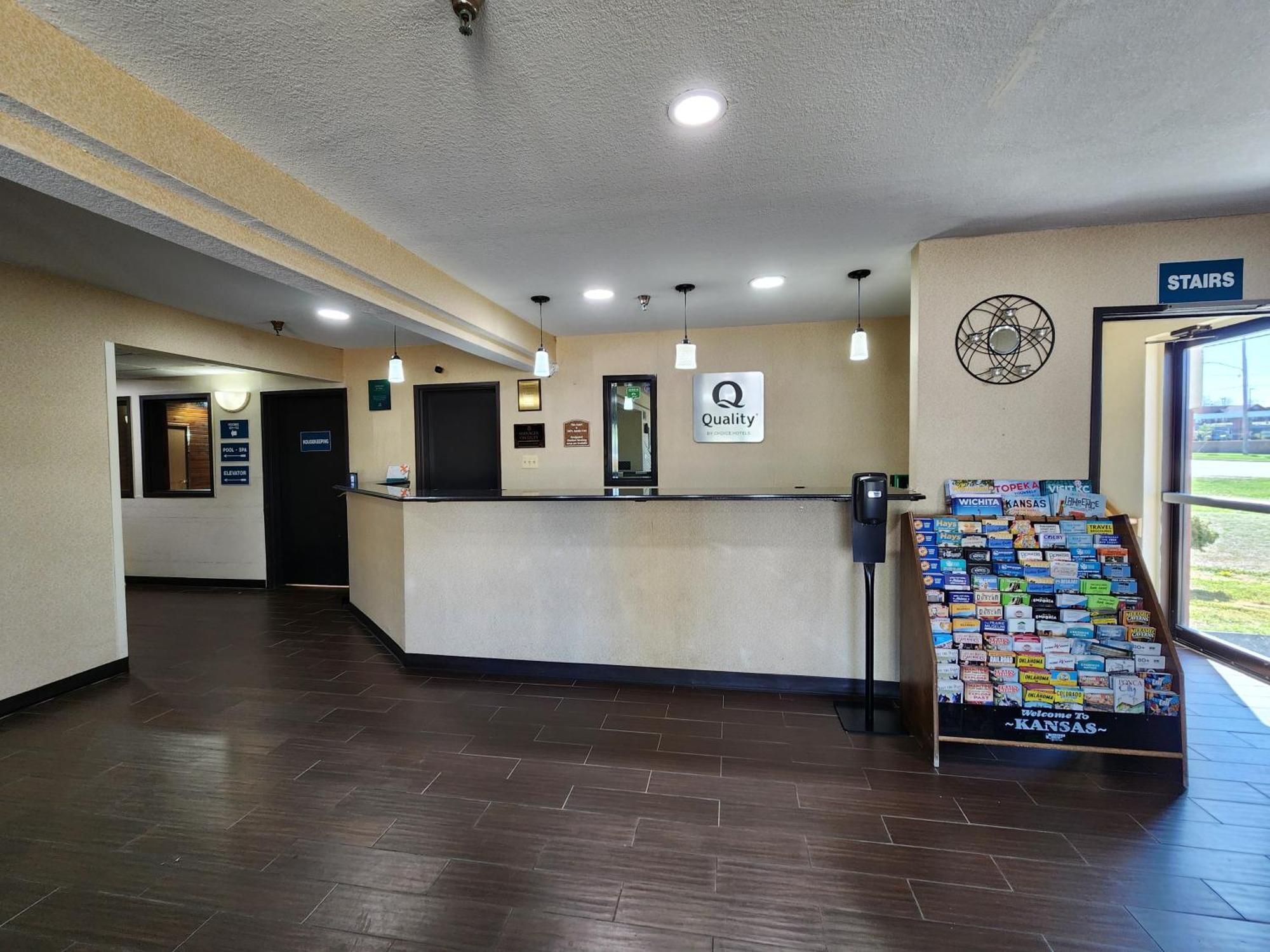 Quality Inn I-70 At Wanamaker Topeka Exterior foto