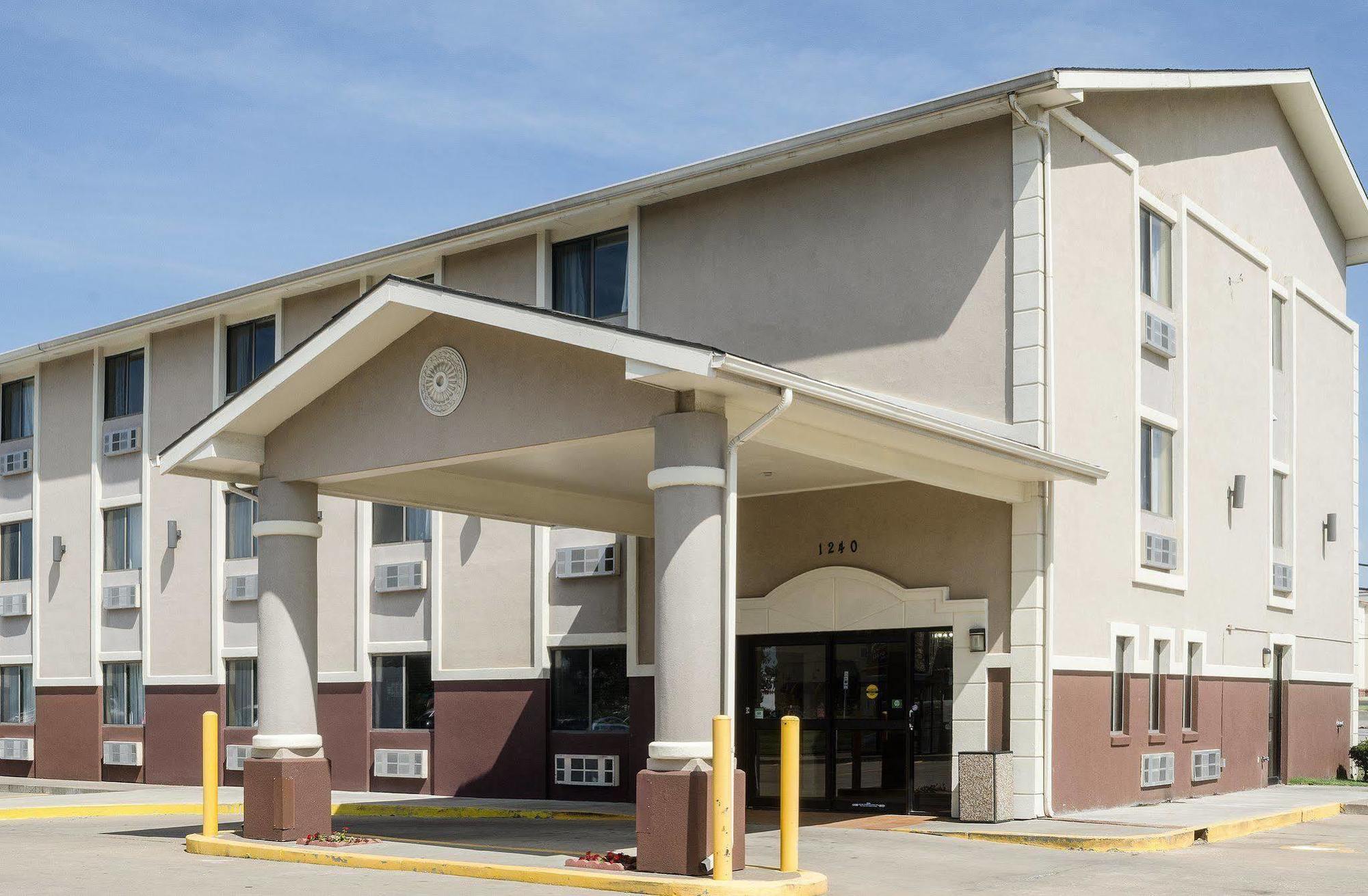 Quality Inn I-70 At Wanamaker Topeka Exterior foto