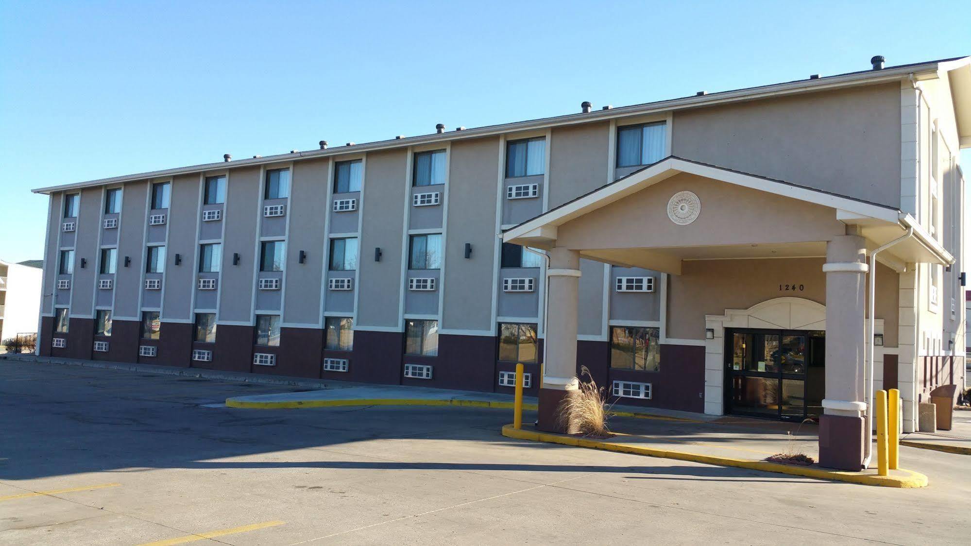 Quality Inn I-70 At Wanamaker Topeka Exterior foto