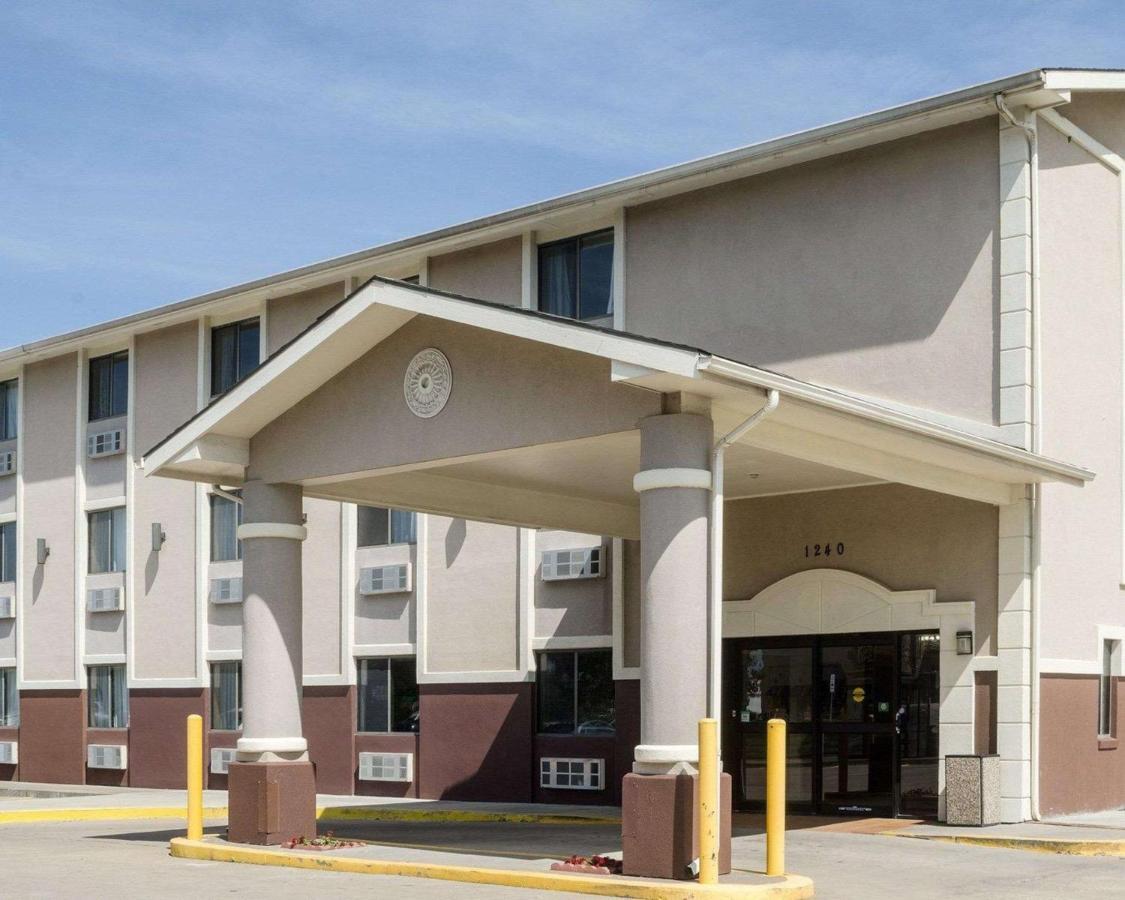 Quality Inn I-70 At Wanamaker Topeka Exterior foto